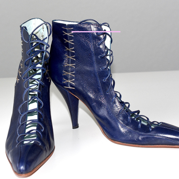 LONTE Handmade Indigo Lace up front Ankle Booties - Picture 2 of 8